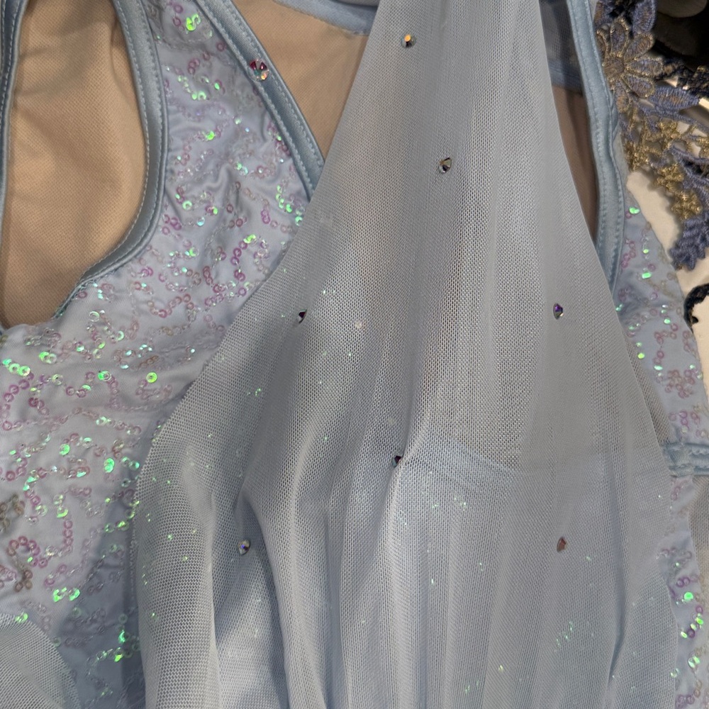 Glamour Dance Costume - Picture 5 of 7
